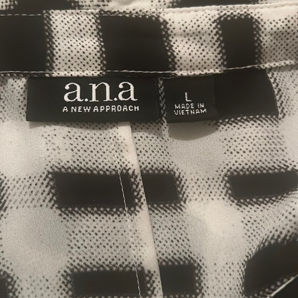 a.n.a a new approach ladies blouse - Picture 6 of 6